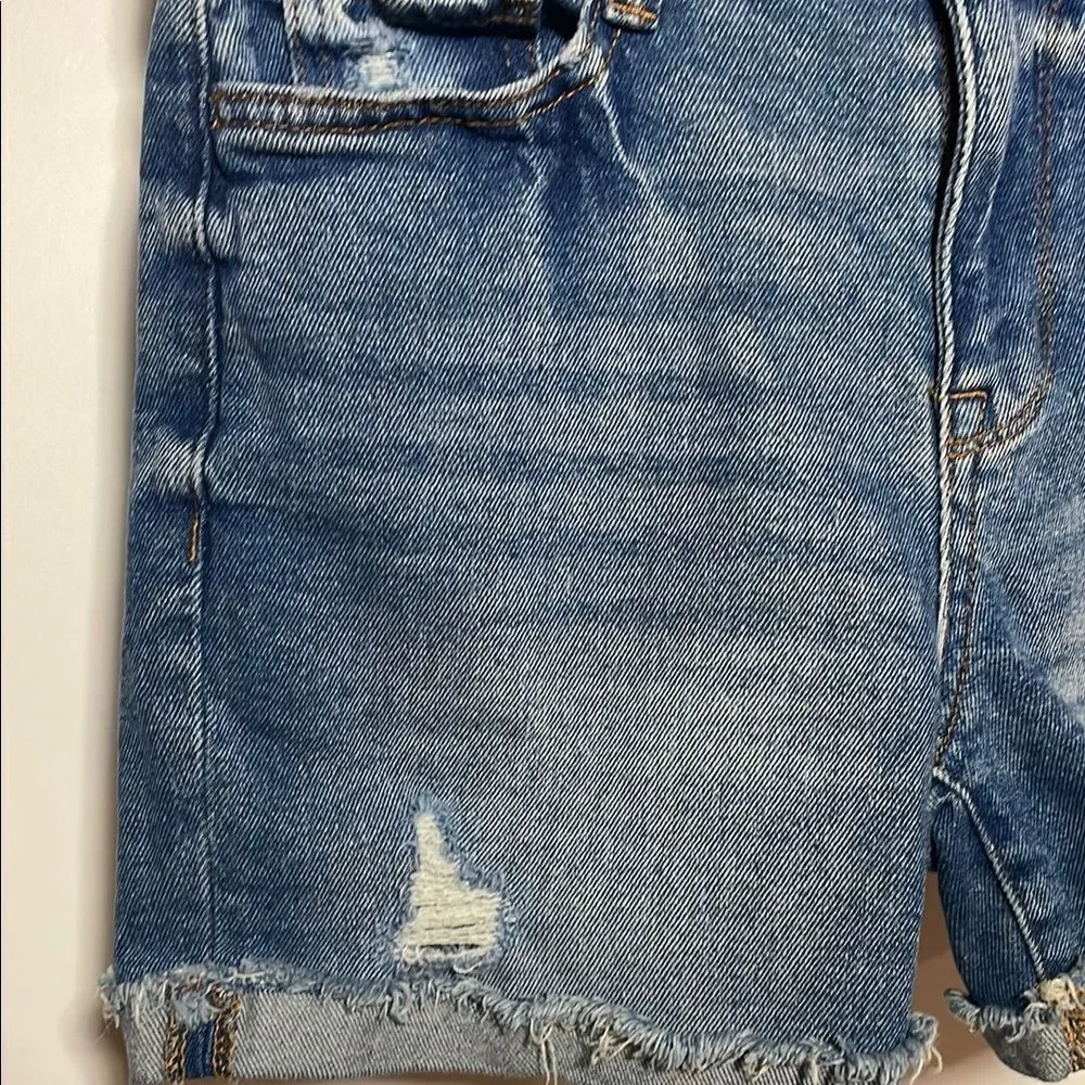 Arizona Jean Company Blue Distressed Jean Shorts - Picture 3 of 7